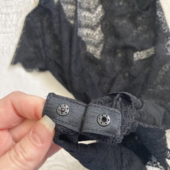 NWT Simon Perele Karma Black Sheer Lace Bodysuit Size 3 /Medium (8-10) - Picture 7 of 13